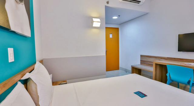 Mega Moda Goiania Hotel, Забронировать Отель Отели в центре Сетор Норте Ферровиарио с завтраком, отели в центре Сетор Норте Ферровиарио с завтраком