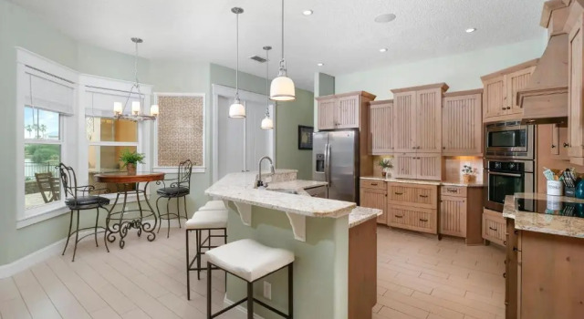 Коттедж с 3 комнатами Lost Treasure, New Property, 3 BR+, Guest Suite, Ocean View, Pets, Sleeps 8