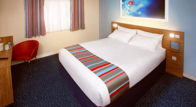 Travelodge Cardiff M4, Đặt Khách sạn Cardiff Cardiff