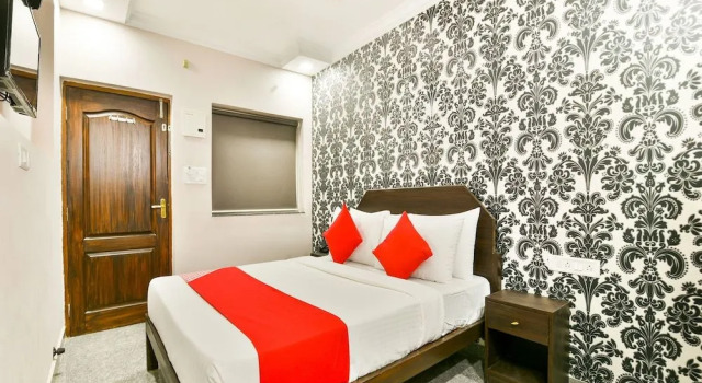 OYO 18823 Raj's Resort, Забронировать Курортный отель Курортные отели Калангут, рядом с Пляж Калангут, Курортный отель