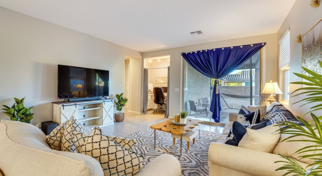 Wfh-friendly Casa Grande Home 3 Mi to Golf Course, Book Feriehus Villaer i Casa Grande, Villa