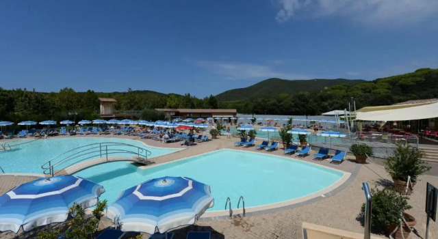 Бунгало Deluxe Camping Village Baia Azzurra