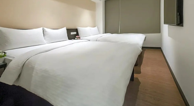 Четырёхместный номер Standard Chengzhong Stay