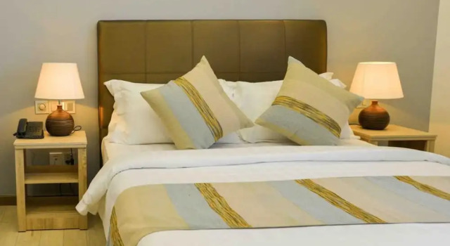 Двухместный номер Deluxe Coconut Tree Hulhuvilla Beach