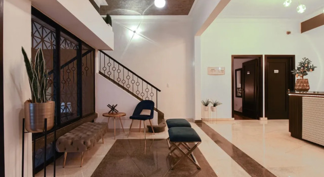 PH 19 Guesthouse Hotel in Gazcue, Забронировать Отель Отели Санто-Доминго с парковкой, рядом с National Theatre, Парковка