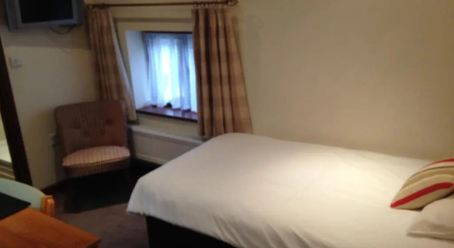 Номер Classic Golden Lion Hotel