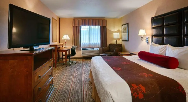 Номер Standard Best Western Plus Rama Inn & Suites