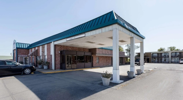 Rodeway Inn, Boek Hotel Hotels in Missouri met zwembad, Zwembad