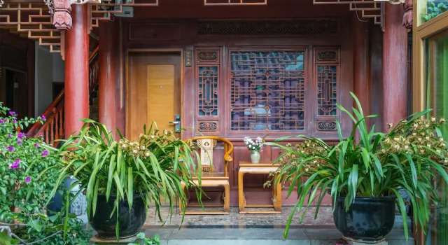 Lijiang Sunshine Nali Inn, Забронировать Отель Юйлун-Насиский автономный Лицзян, рядом с Улица Сквер-стрит Древнего города Даянь