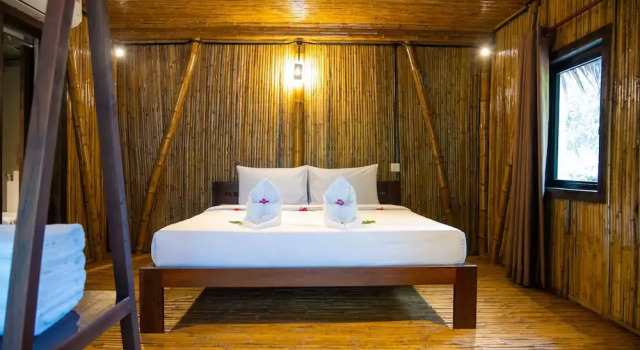 River Nest Hostel, Book Hostel / Vandrerhjem Hoteller i Kampot-provinsen med morgenmad, Morgenmad