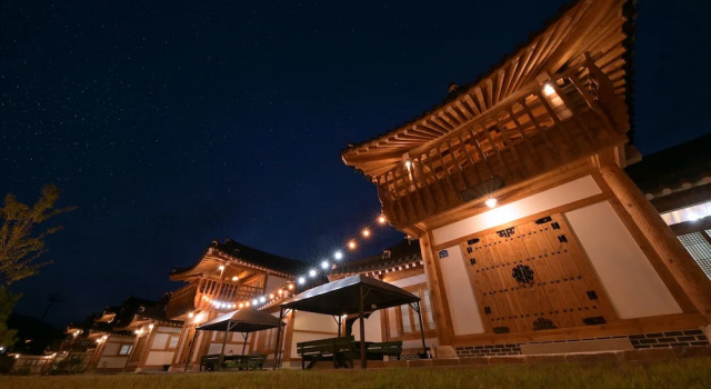 Gyeongju the Silla Hanok Hotel, Забронировать Отель Отели провинции Кёнсан-Пукто с парковкой, Парковка
