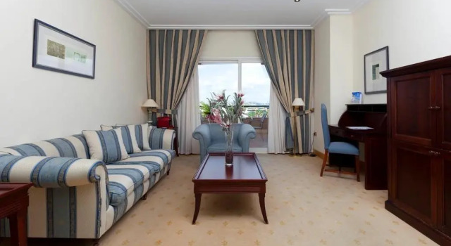 Люкс Hotel Alicante Golf