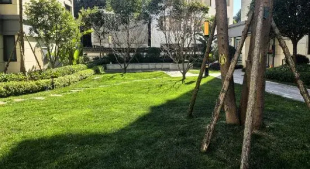 Yunzheng Qiyue Hot Spring Guesthouse, Rezerwuj Hotel Hotele w Baoshan z parkingiem, Parking