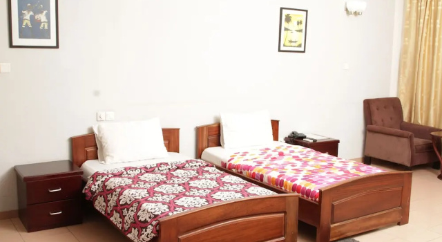 Двухместный номер Deluxe с балконом Consir Executive Lodge