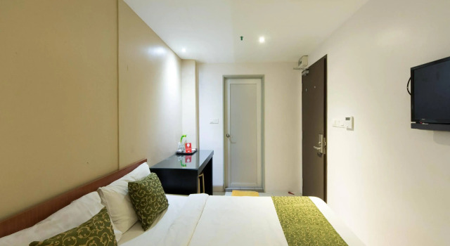 OYO Rooms Jalan Pahang KPJ Hospital, Забронировать Отель Отели Куала-Лумпура 3 звезды, рядом с Больница Куала-Лумпура, 3*