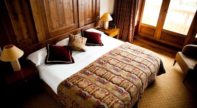 Номер Standard с балконом Hôtel Les Barmes De lOurs