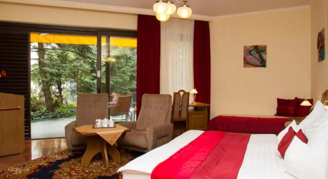 Четырёхместный номер Standard Hotel Molnár