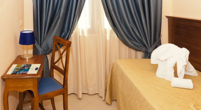 Economy Einzel Zimmer Hotel Tropis
