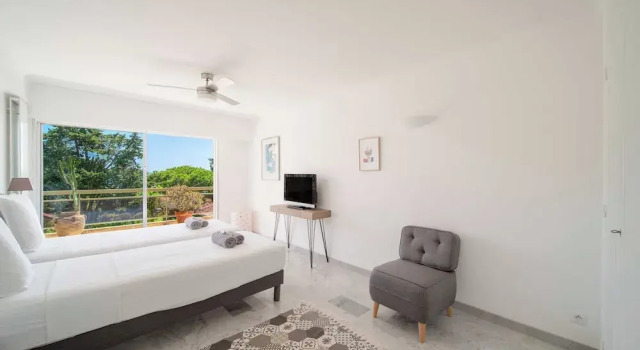 Renovated Apartment 155m2 3br/6p - Cannes Palm Beach