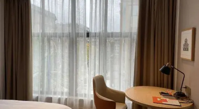 Vienna Hotel, Boek Hotel Chongqing Regio Chongqing