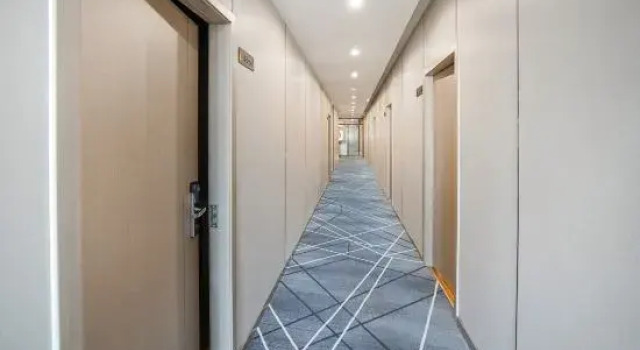 Zhiyueju Intelligent Hotel (Nanjing Tianyin Avenue Xinting Road Branch)