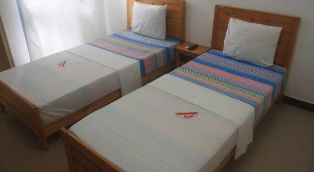 Gibs Guest Lodge