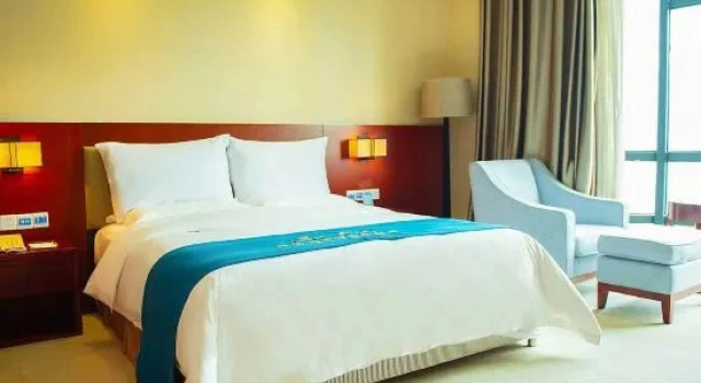 Люкс River & Holiday Hotel
