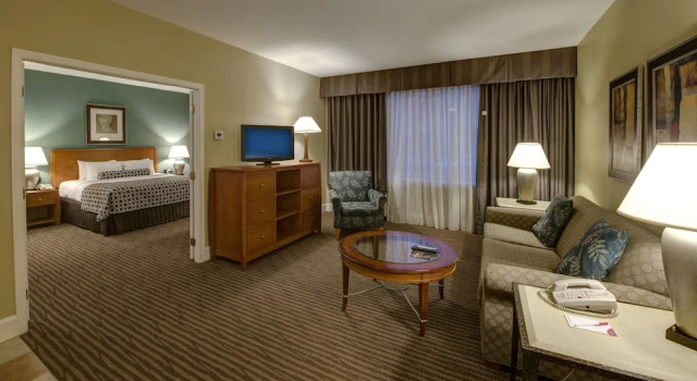 Люкс Deluxe The Rockville Hotel, a Ramada by Wyndham