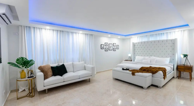 Апартаменты Deluxe Unique & Spacious 2bdrs Luxury Condo