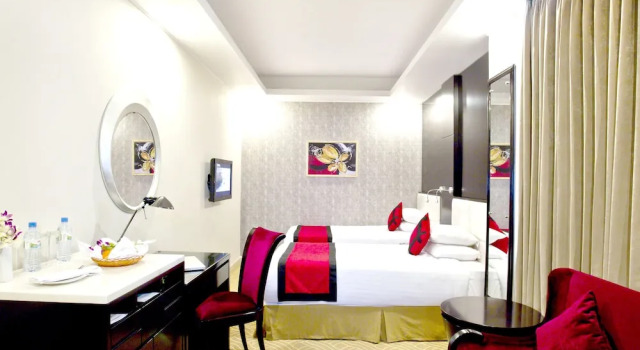 Номер Premium Innotel Luxury Business Hotel