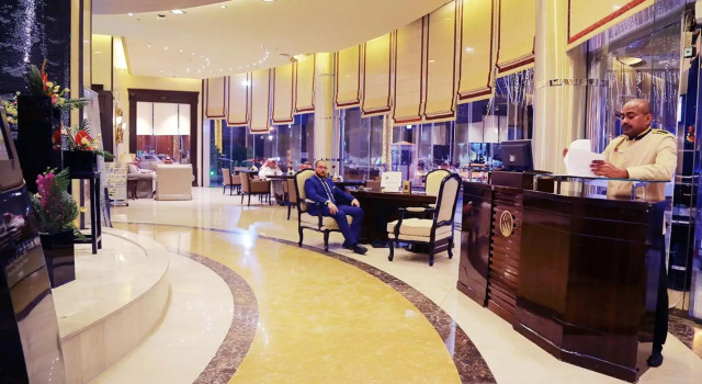 Awaliv International Hotel