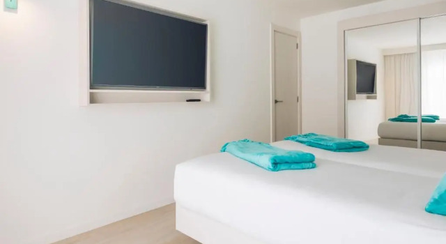 Двухместный номер Iberostar Waves Alcudia Park