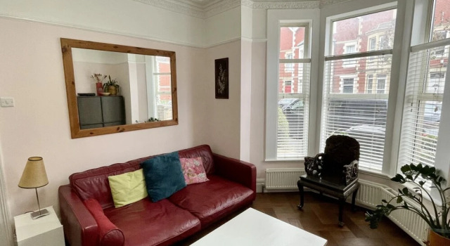 Colourful 3BD Home With Garden in Southville, Забронировать Отель Отели Бристоля с парковкой, рядом с We The Curious, Парковка