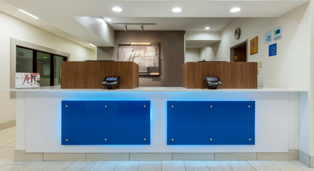 Holiday Inn Express Henderson N Evansville South by IHG, Prenota Hotel Hotel a Indiana con piscina, Piscina