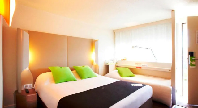 Семейный номер Standard Campanile Prime - Aix-en-Provence Sud - Pont de lArc