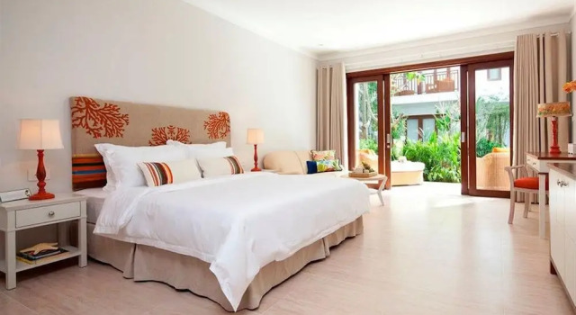 Номер Deluxe с балконом и с видом на сад Villa Aria Boutique Muine