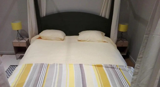 Central Yellow Apartment, Prenota Appartamento Hotel a Flanders con parcheggio, Parcheggio