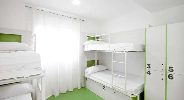 Кровать в общем номере (женский номер) Sant Jordi Hostels Gracia