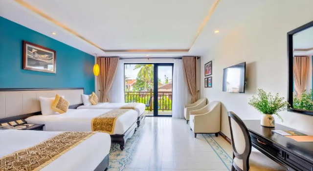Двухместный номер Deluxe с балконом Silkotel Hoi An