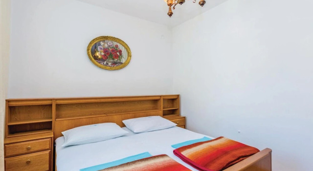 Awesome Home in Senj With 4 Bedrooms, Rezerwuj Hotel Senj 