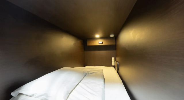 Кровать в общем номере (мужской номер) Hostel JAZ