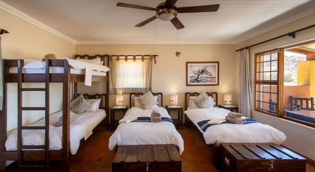 Апартаменты Klein-Aus Vista Desert Horse Inn