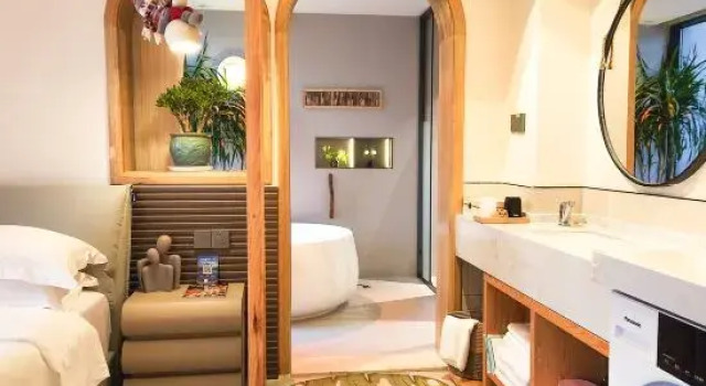 Люкс Hidden City Riverside Boutique