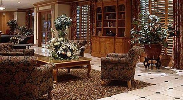 Doubletree Club Norfolk Airport