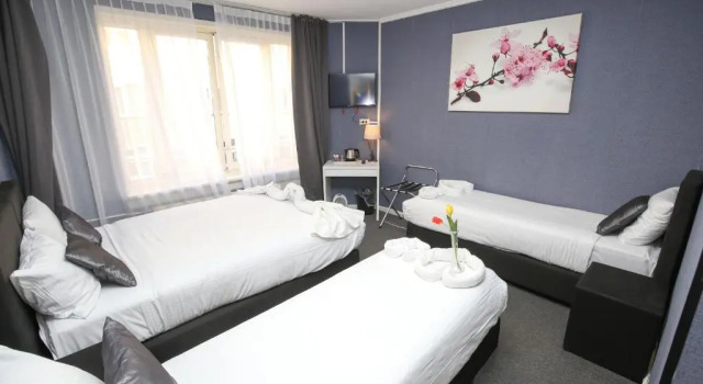 Четырёхместный номер Hotel Flipper Amsterdam