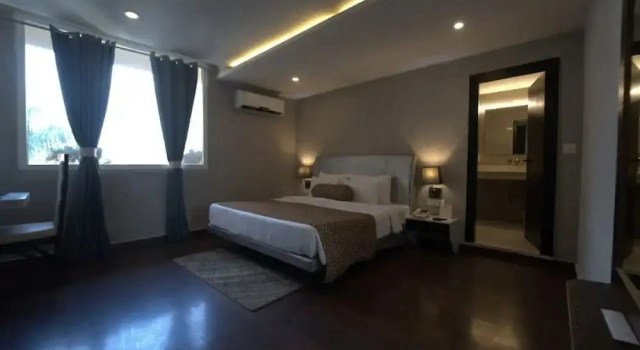 Двухместный люкс с видом на город Hotel JSR Continental