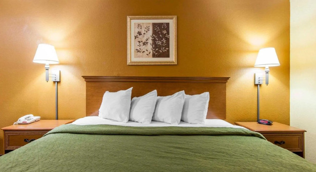 Двухместный номер Standard Quality Inn & Suites Cartersville North