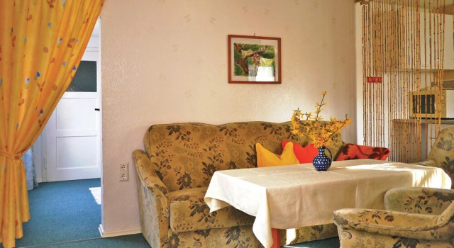 Awesome Home in Ehrenberg With 2 Bedrooms and Wifi