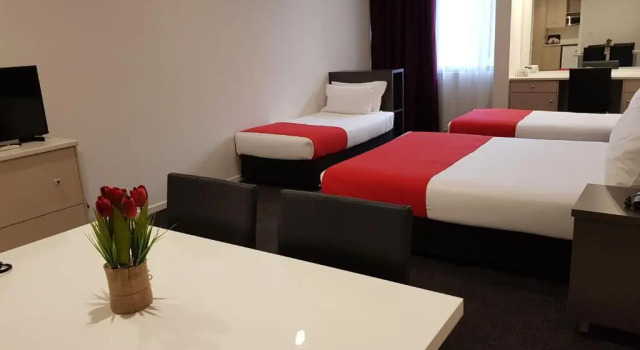 Семейный номер Standard Quality Hotel Manor