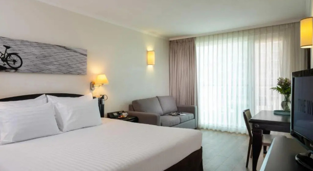 Habitación Estándar Crowne Plaza Tel Aviv Beach, an IHG Hotel